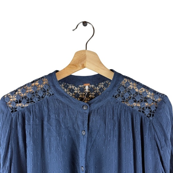 FREE PEOPLE The Best Blouse Navy Crochet Long Sleeve Top Medium New - Picture 6 of 12